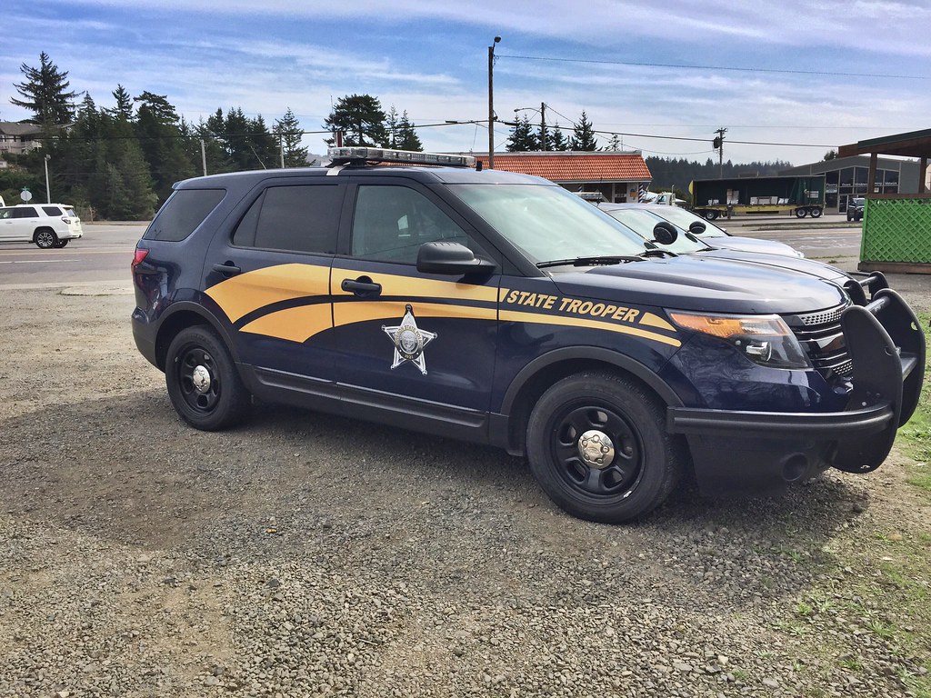 Oregon State Police (OSP) Ford Explorer Mica Ottensmann Flickr