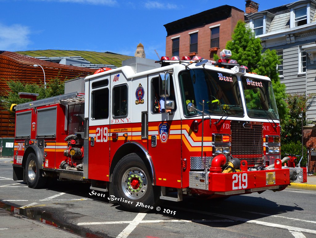 FDNY ENGINE COMPANY 219 | Scott Berliner | Flickr