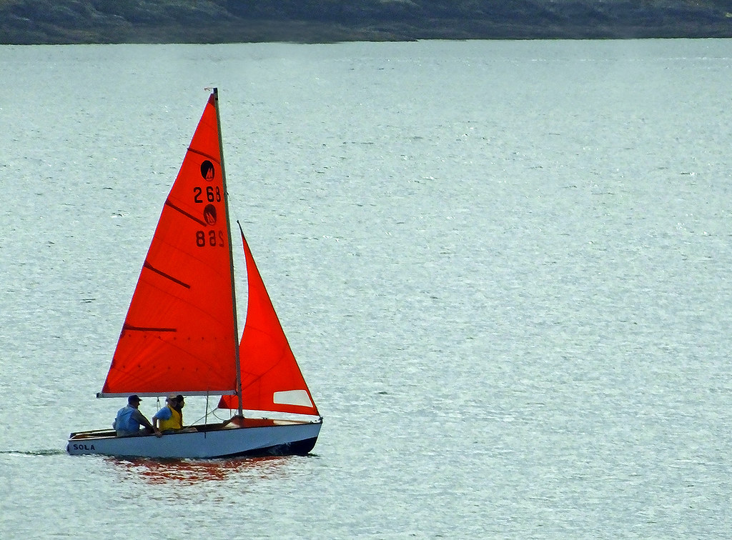 Mirror Dinghy 268 Carrick Roads Cornwall One of the Mirror… Flickr