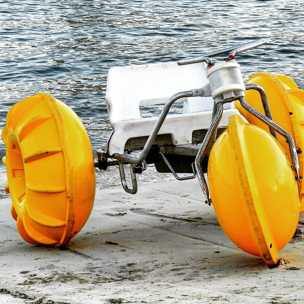 Pedal Water Bike at Abu Dhabi Beach Corniche WaterBike A… Flickr