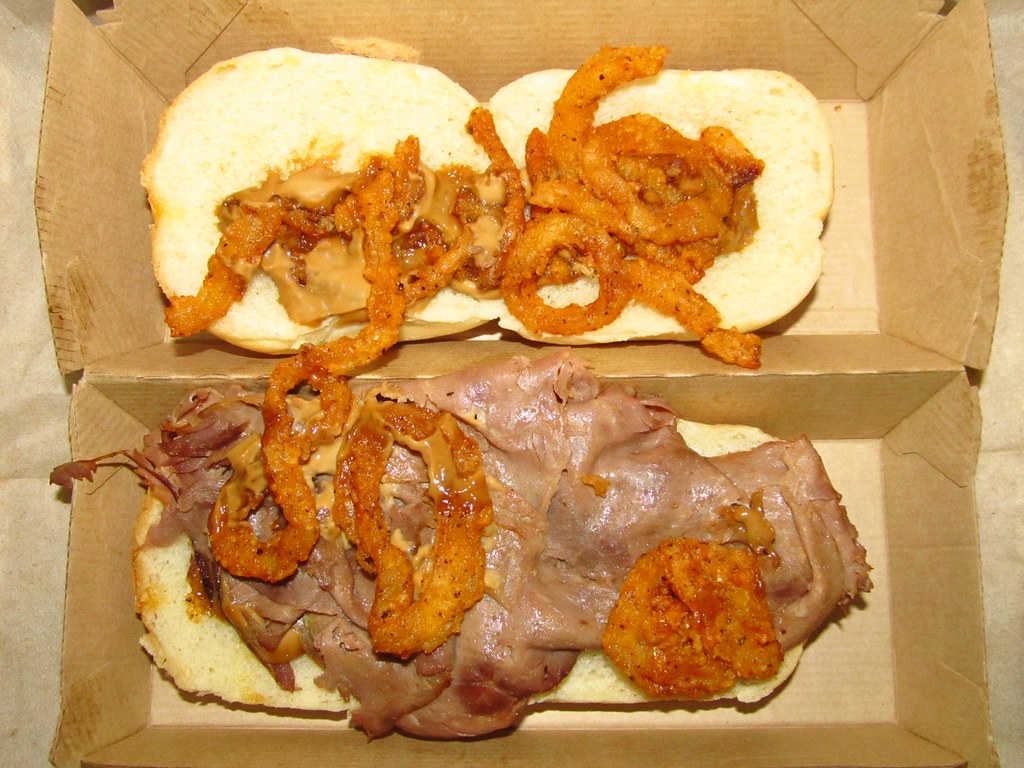 Inside Arby's Mighty Minis Roll, roast beef, crispy onions… Flickr