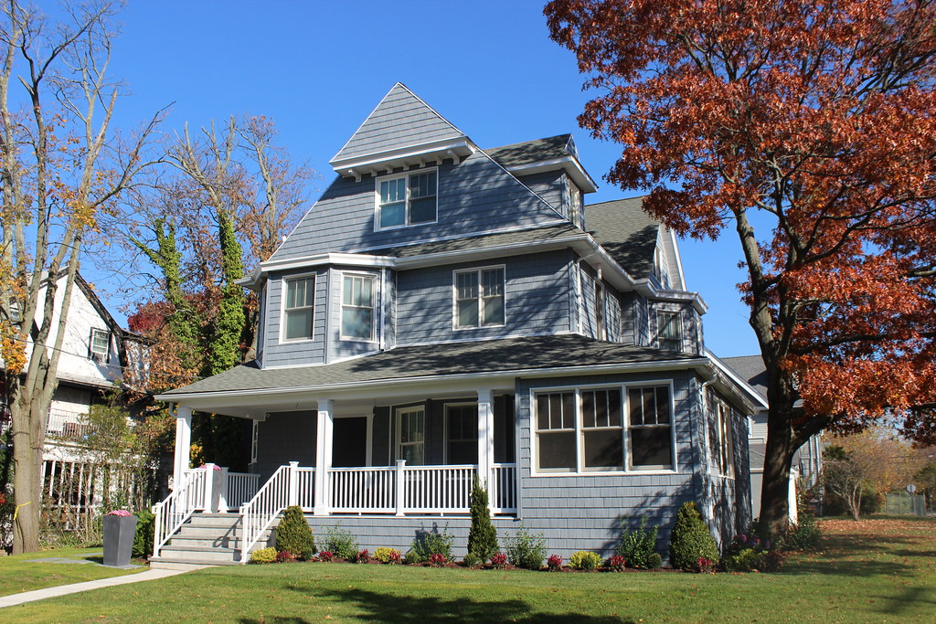 1204 Beach 9th St., Far Rockaway Colonial Revival House (1… Flickr