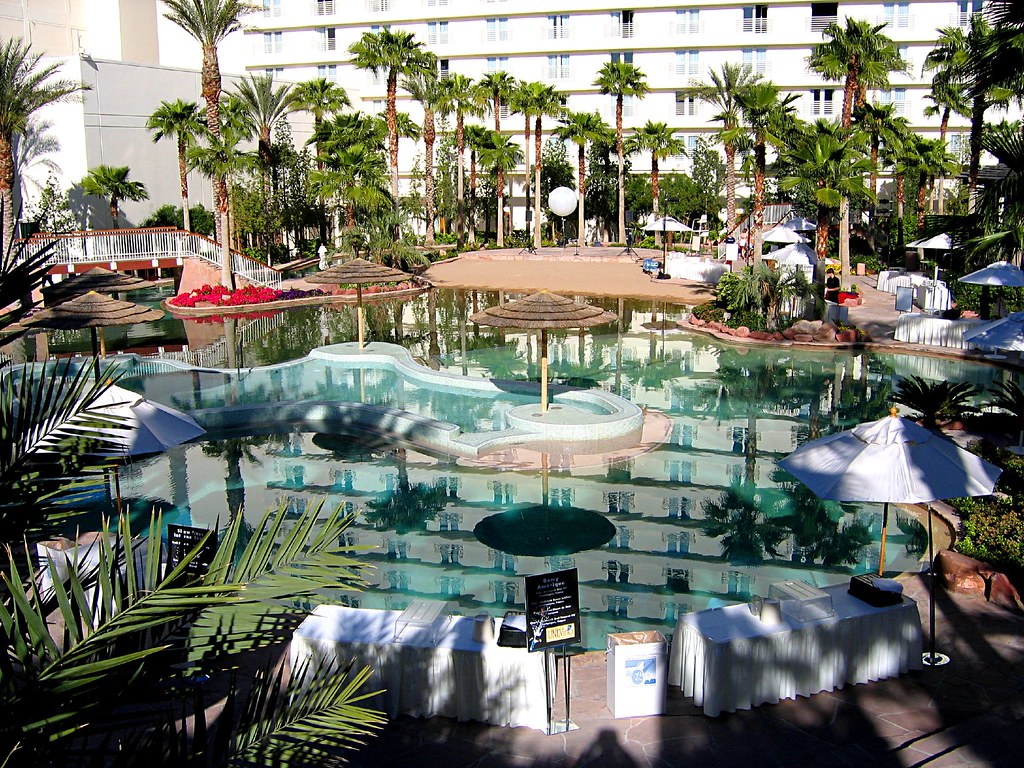 hard rock hotel pool, las vegas ken yee Flickr