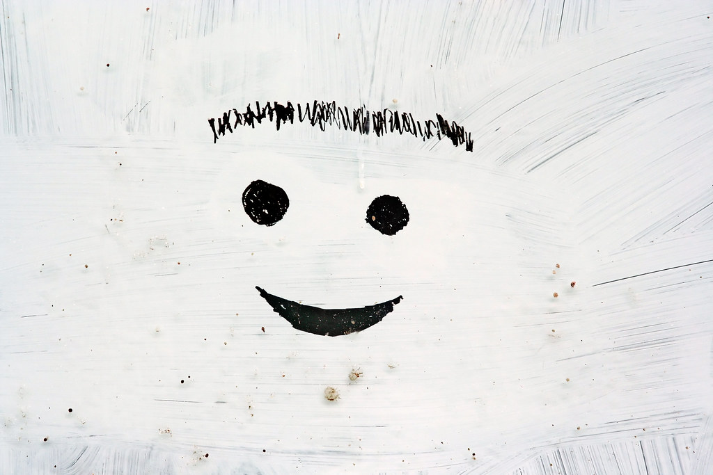 face in window paint Dublin, Ireland Leo Reynolds Flickr