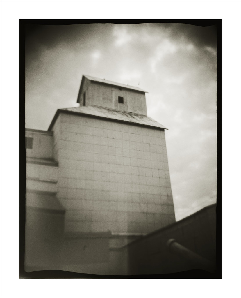 Kimball County Grain Co. standard grain elevator shot. Flickr