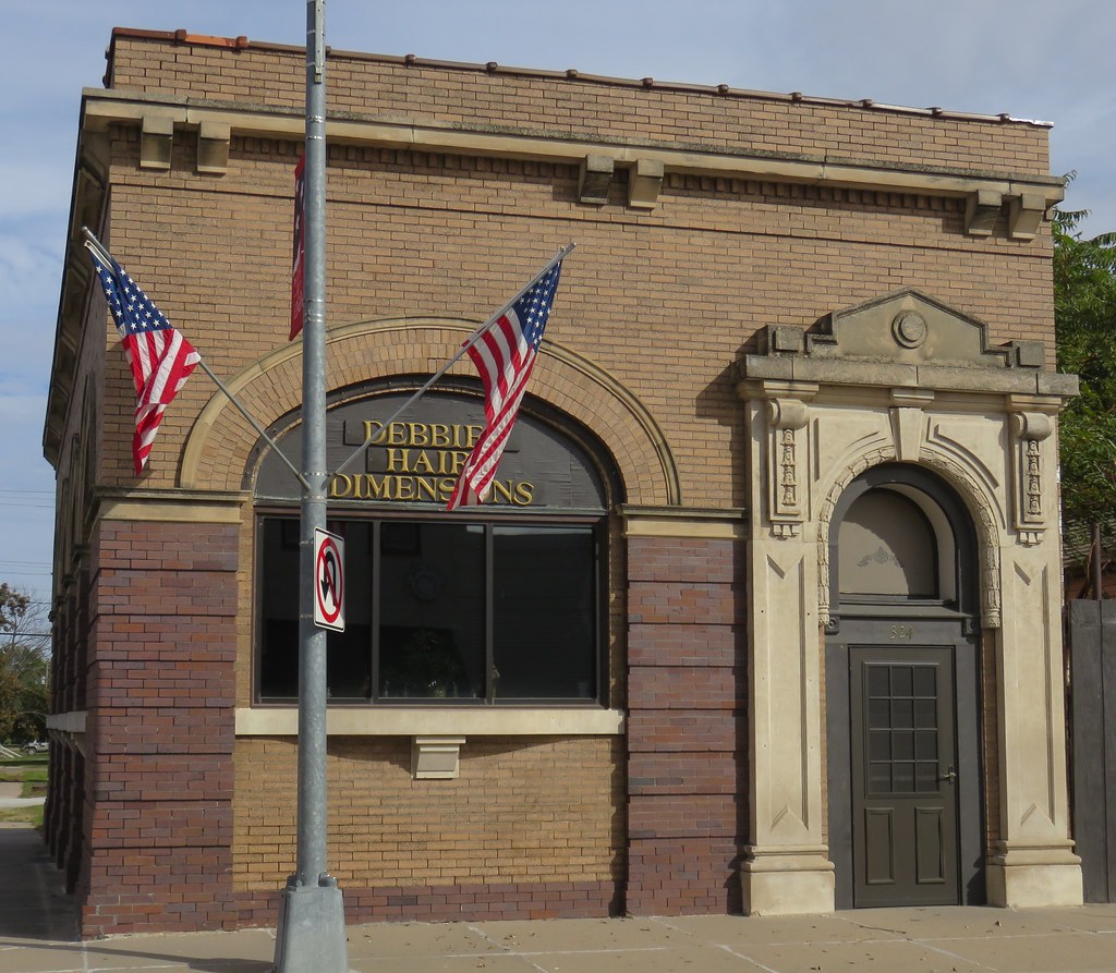 Old Bank (Edgar, Nebraska) Edgar, Nebraska is a small comm… Flickr