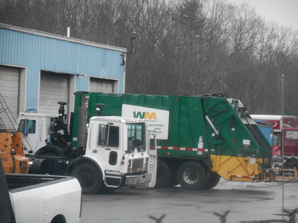 Coastal Truck & Auto Body Waste Management of W. Boylston … Flickr