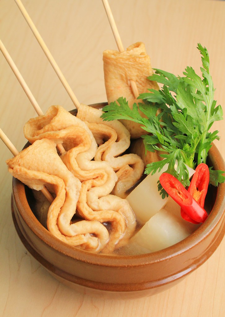 Korea fish cake soup[EomukTang 어묵탕] The popular winter st… Flickr