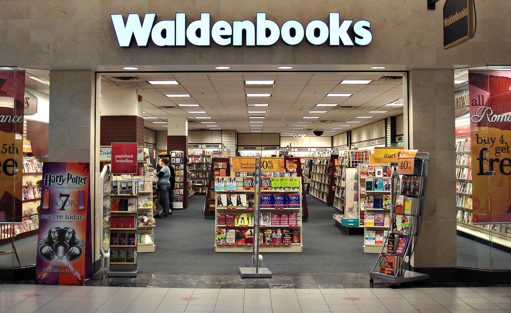 Waldenbooks at Solomon Pond Mall Waldenbooks as seen here … Flickr