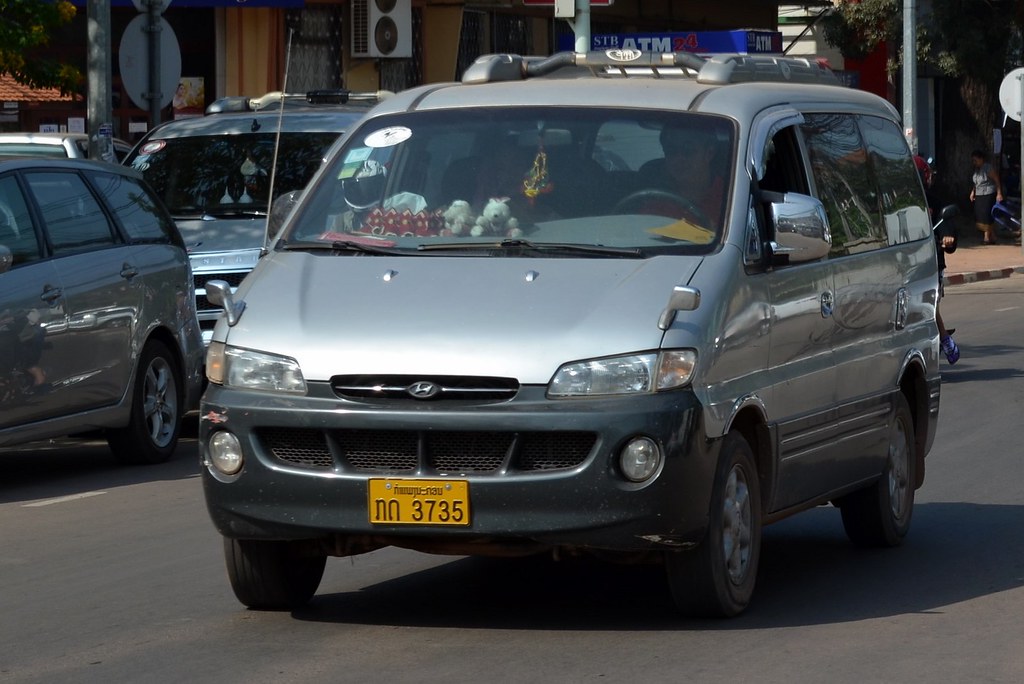 Cars in Laos Hyundai Starex Philip Roeland Flickr