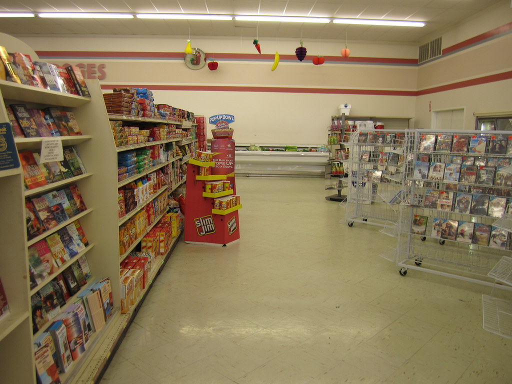 cool oldschool grocery store 263 Blanding, UT f l a m i n g o Flickr