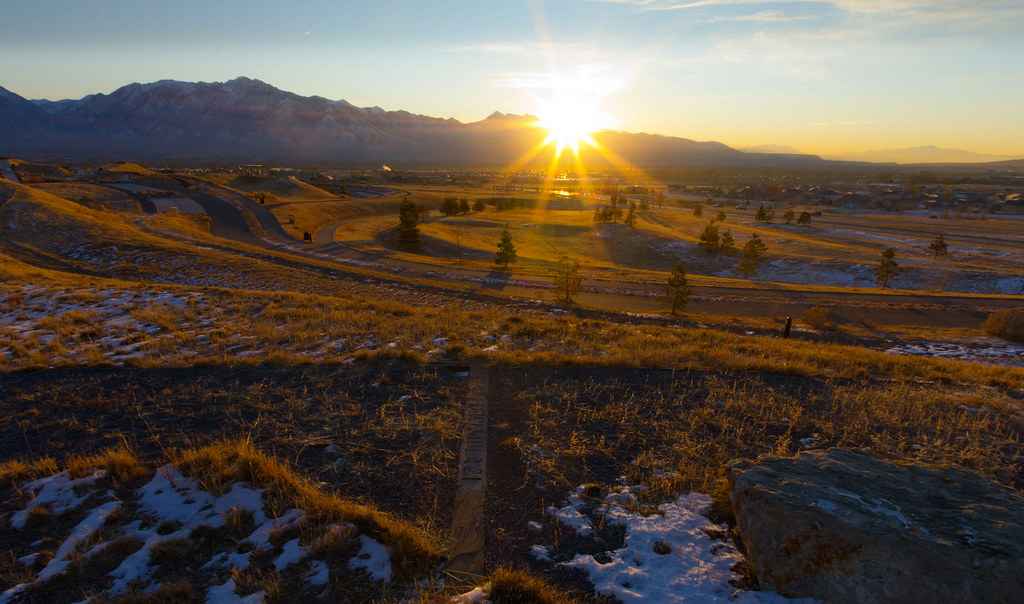 Winter Solstice Sunrise at Sunrise Park Shot at the moment… Flickr