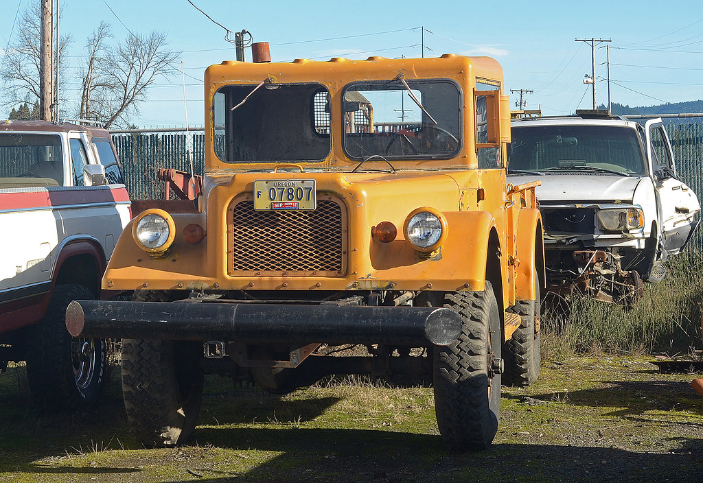 Bargain Yard Could this be a repainted Army Truck ? curtis Irish