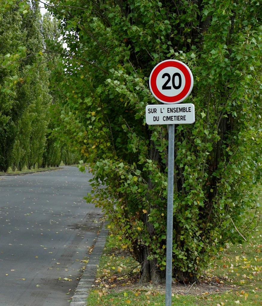Cimetière parisien de Thiais Cimetière parisien de Thiais … Flickr