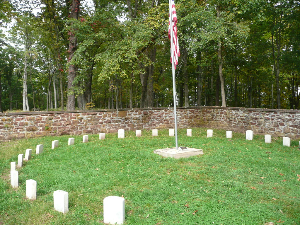 P1270052 Ball's Bluff National Cemetery. Ball's Bluff Nati… Flickr