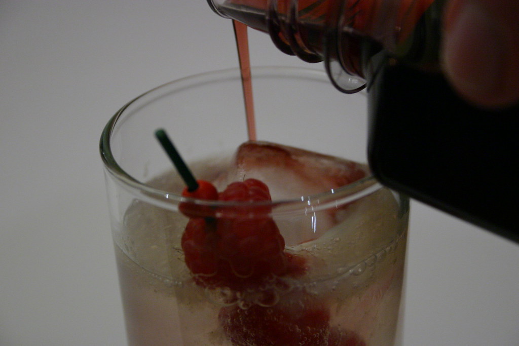 Chambord Vodka Collins 2 oz Chambord Flavored Vodka 1 oz L… Flickr