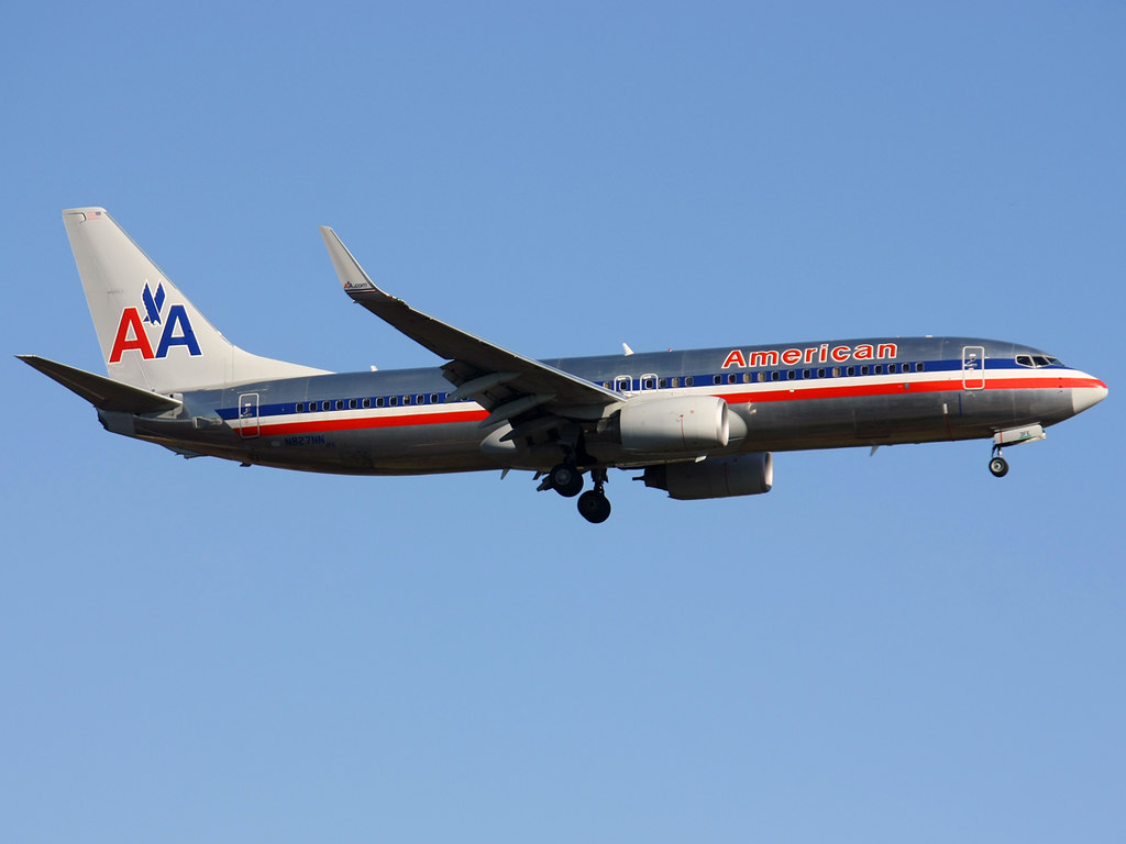 N827NN American Airlines Boeing 737823 IAD John Boulin Flickr