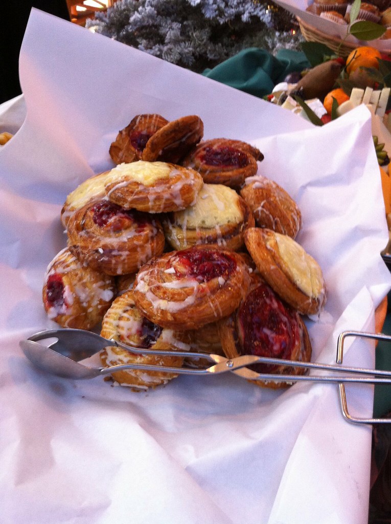 Pastry basket Candice Cendana Flickr