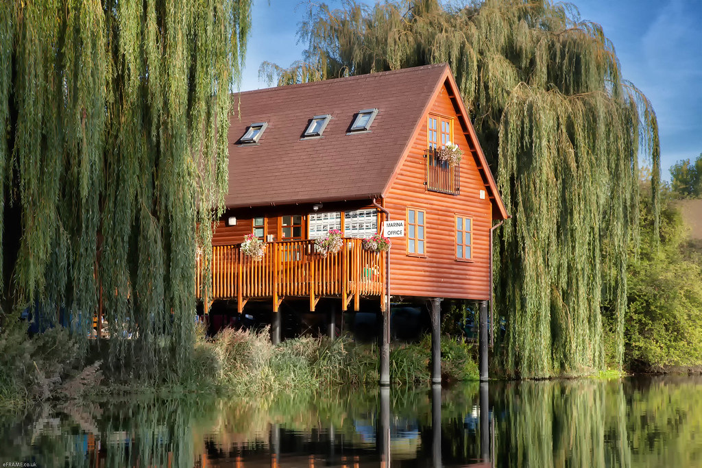 Buckden Marina (HDR) Buckden Marina is near Huntingdon in … Flickr
