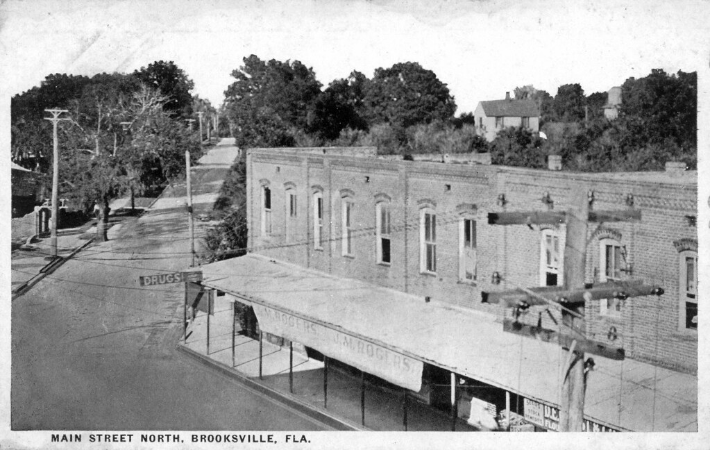 Brooksville Set F Looking north from Main Street onto Ho… Flickr