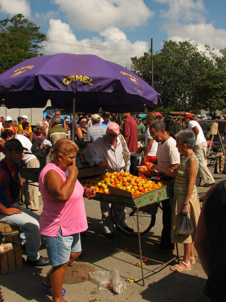 Farmers Market in Santa Clara, Cuba "La feria" o mercado… Flickr