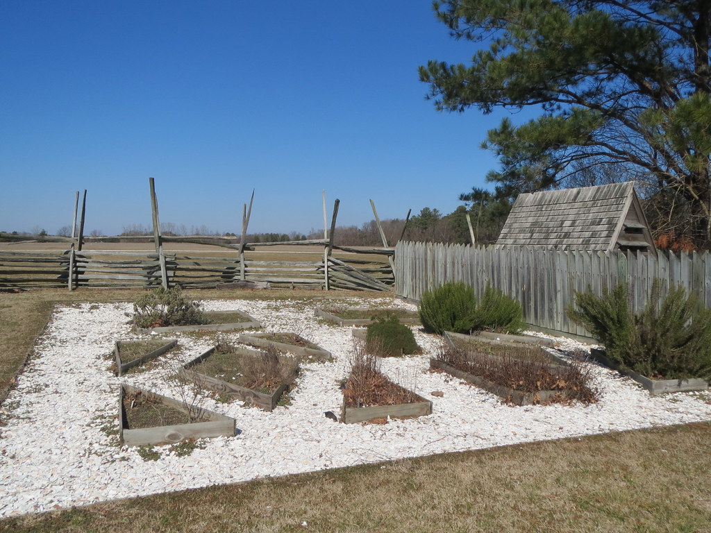 Pemberton Hall, garden An image of the garden at Pemberton… Flickr