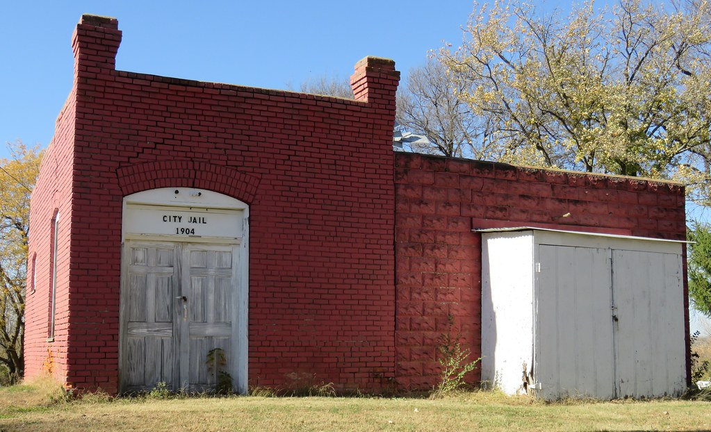 Old Blanchard, Iowa City Jail Built in 1904 Blanchard is a… Flickr