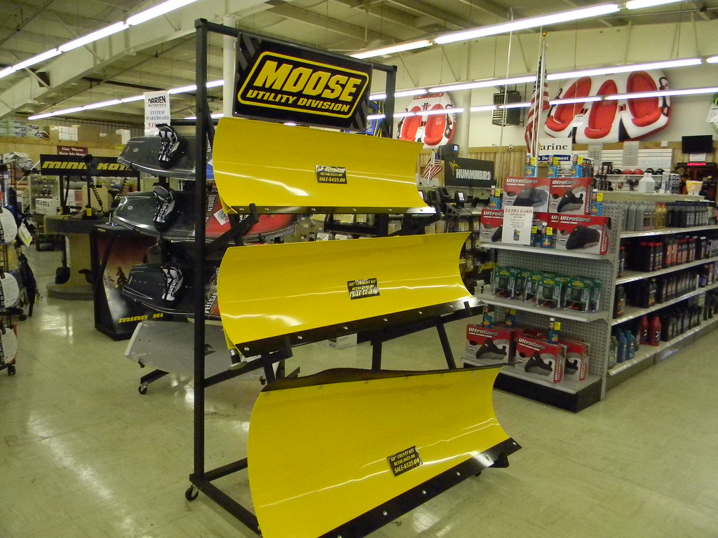 Moose Snow Plows Moose snow plows available at Zacho Sport… Flickr