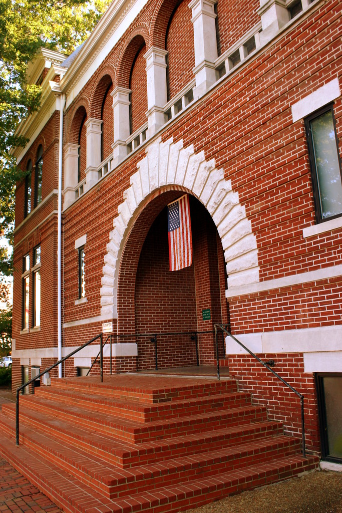 Henry County Courthouse Arch Entrance Paris, TN This Cou… Flickr