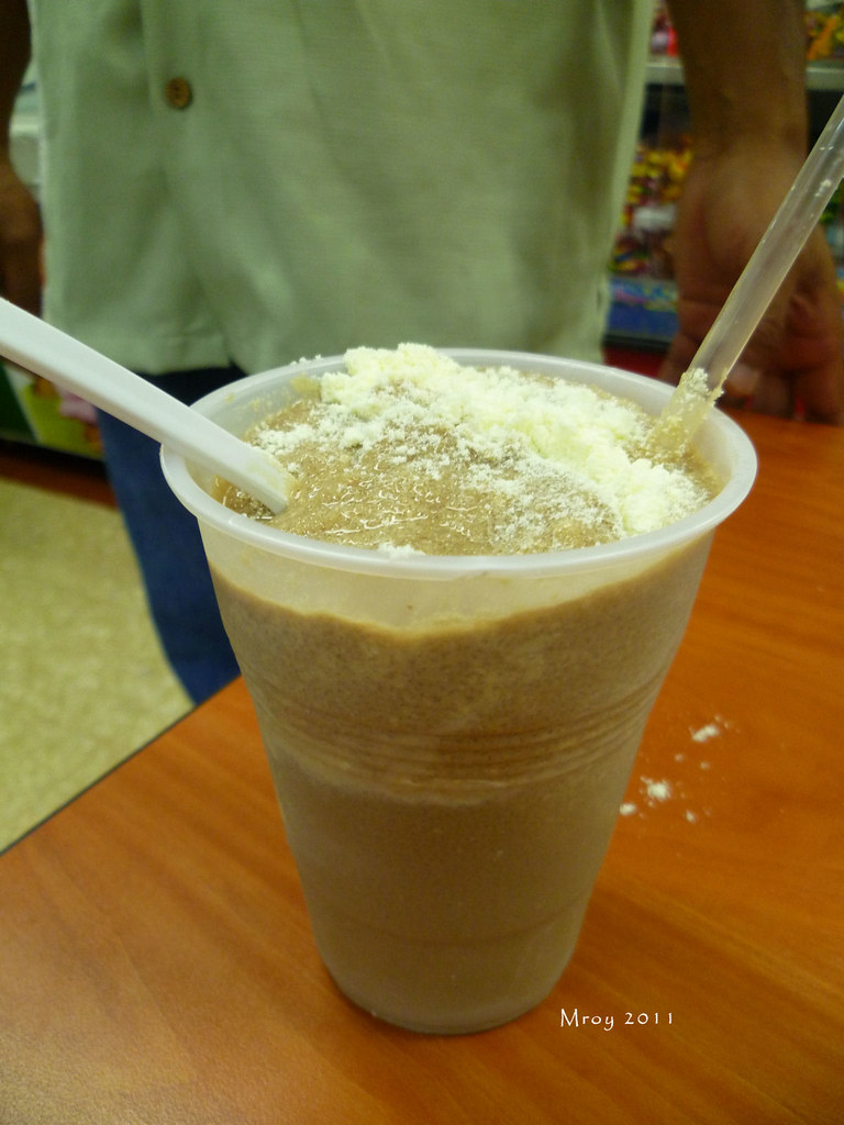 Iced coffee in Costa Rica M Roy Flickr