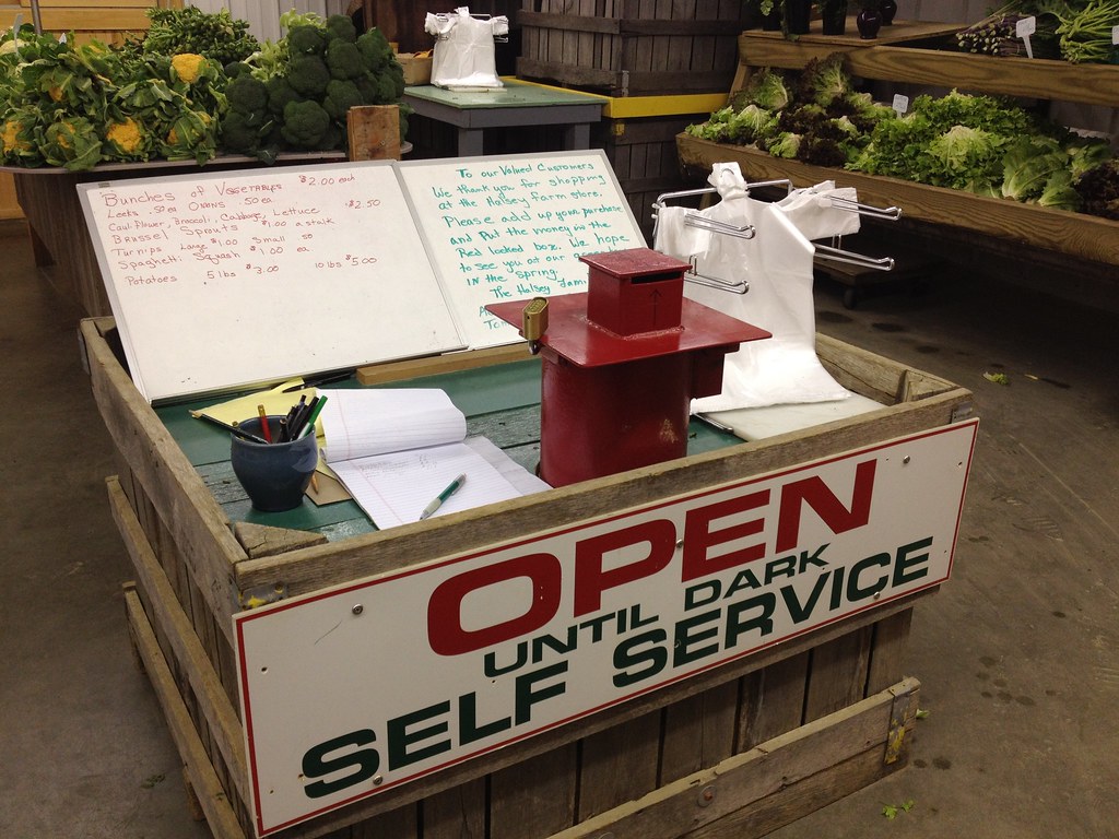 Farm stand is on the "honor system" Signs of winter farm … Flickr