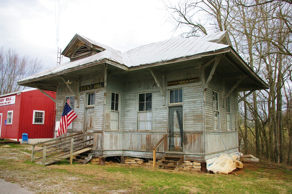 Rocky Hill, KY train station Former Louisville & Nashville… Flickr