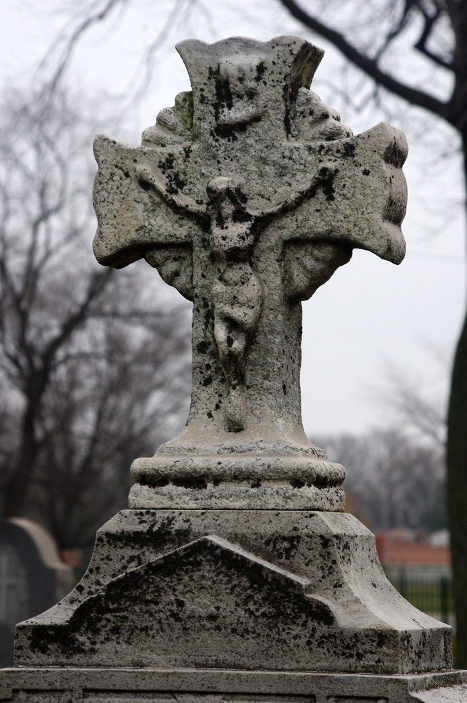 Holy Cross Cemetery, Calumet City, IL Holy Cross Cemetery,… Flickr