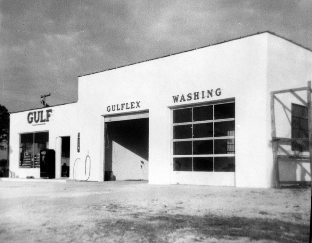 Gallagher's Gulf Service Station In 1955. Photo courtesy o… Flickr