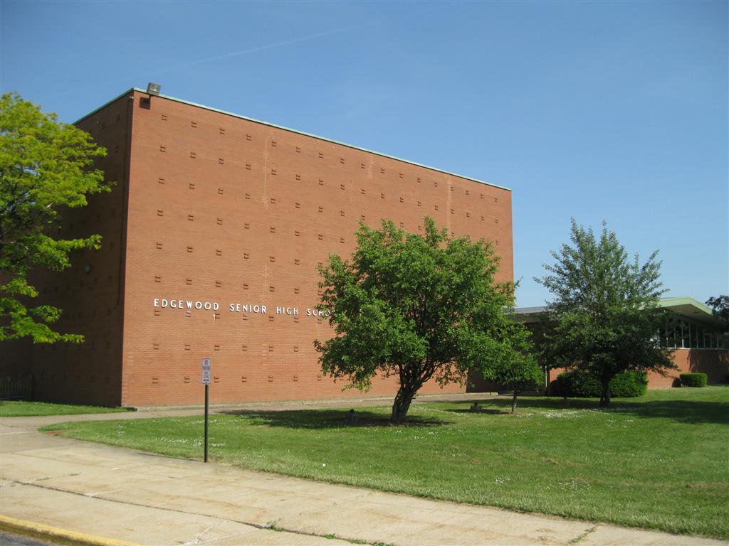 052910 Edgewood High SchoolAshtabula, Ohio Aaron Turner Flickr
