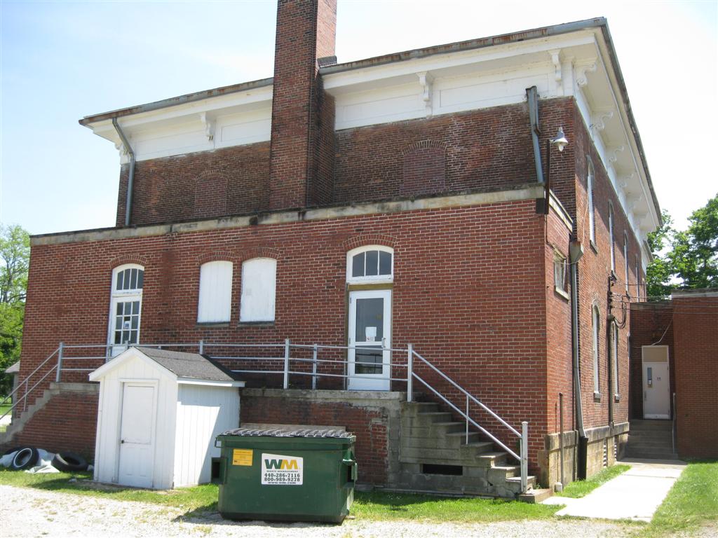 052910 Rock Creek SchoolRock Creek, Ohio (31) Aaron Turner Flickr