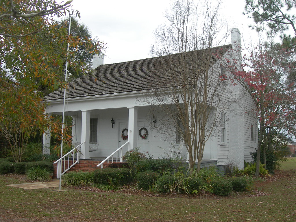 BethuneKennedy House Abbeville, Alabama Constructed aroun… Flickr