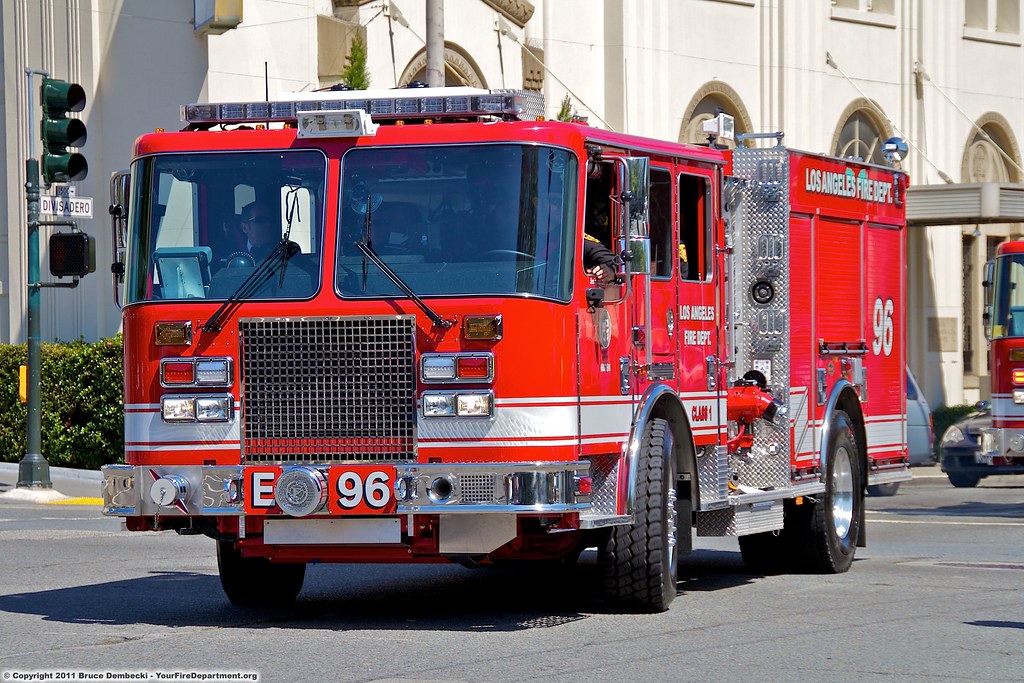 LFD Engine 96 The San Francisco Fire Department lost two o… Flickr