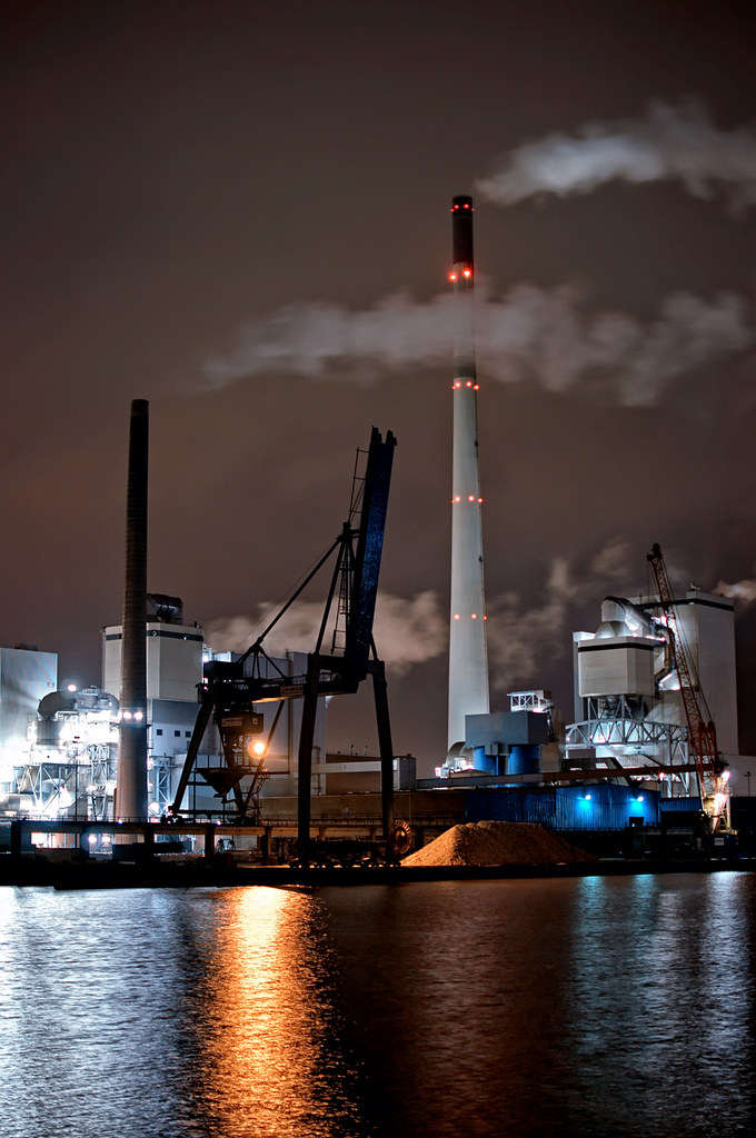Bremen Industrial Harbor Night HDR This is the night vie… Flickr