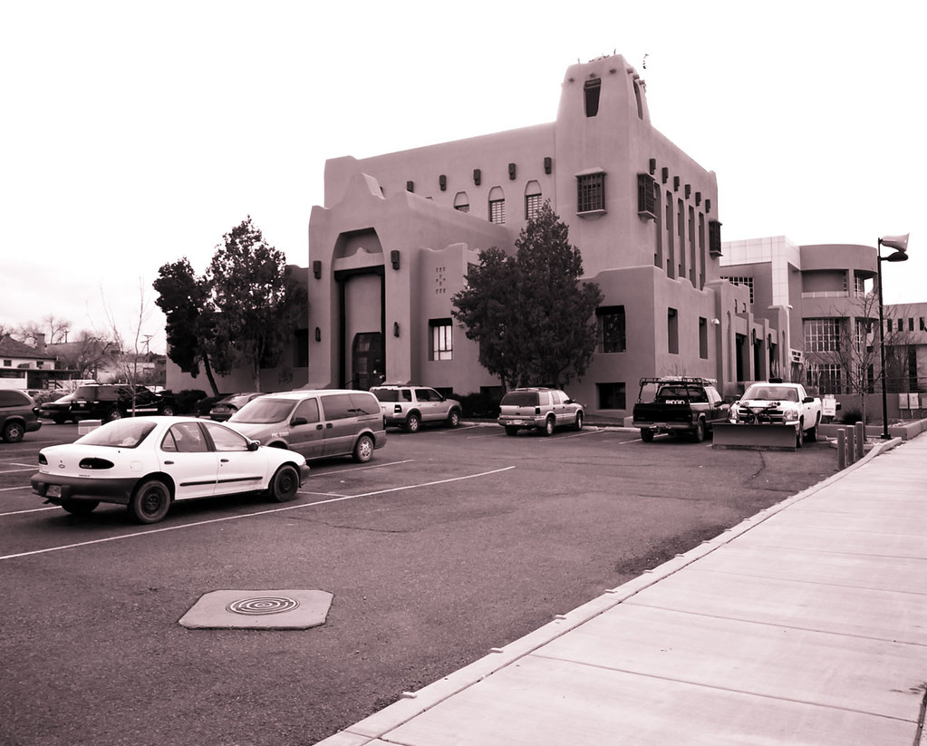 43 McKinley County Courthouse On Hill Street in Gallup,… Flickr