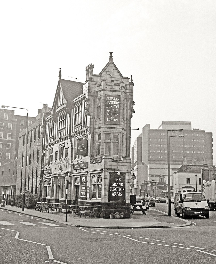 The Grand Junction Arms, Paddington A well photographed pu… Flickr