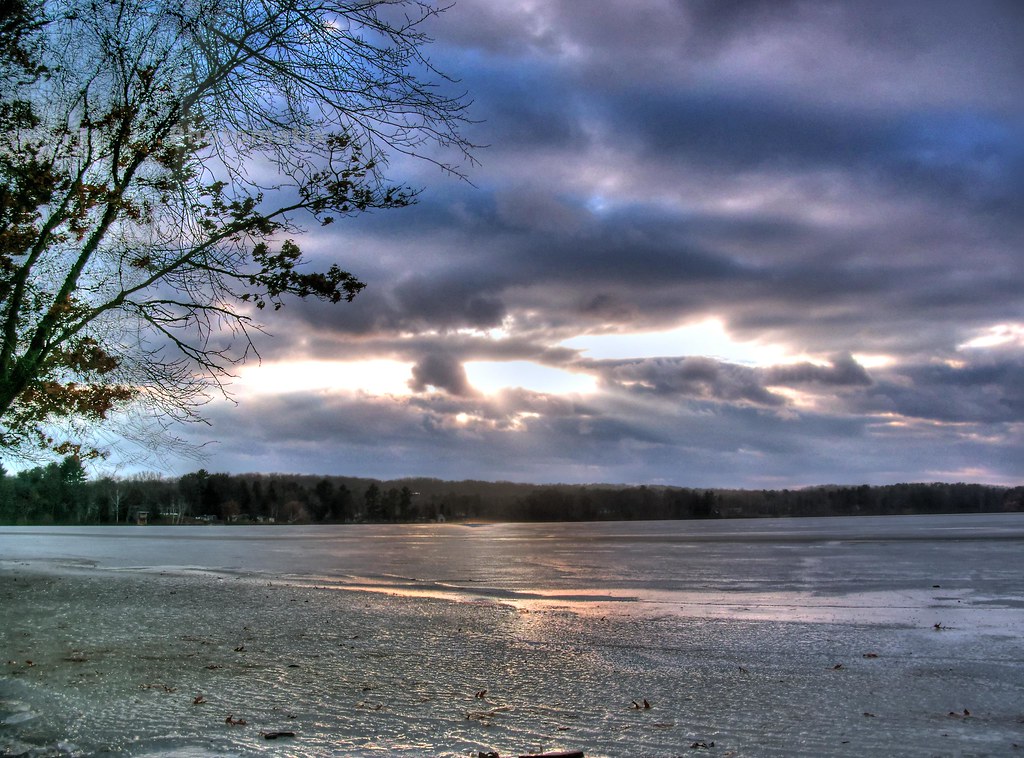 Early season ice on Tainter Lake Took this shot at Kliest … Flickr