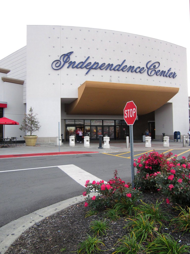 Independence Center mall, Independence, MO Mall visited br… Flickr
