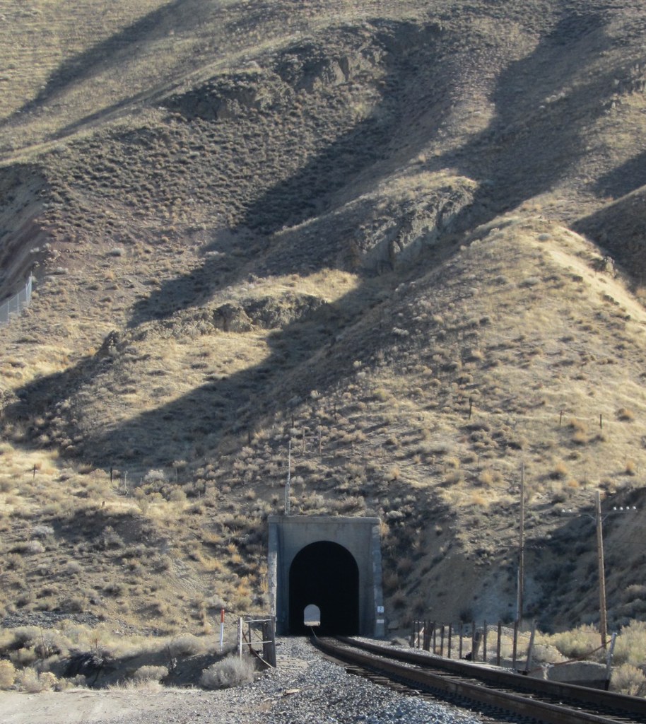 Carlin Tunnel NV 2064a Carlin Tunnels, built to cutout the… Flickr