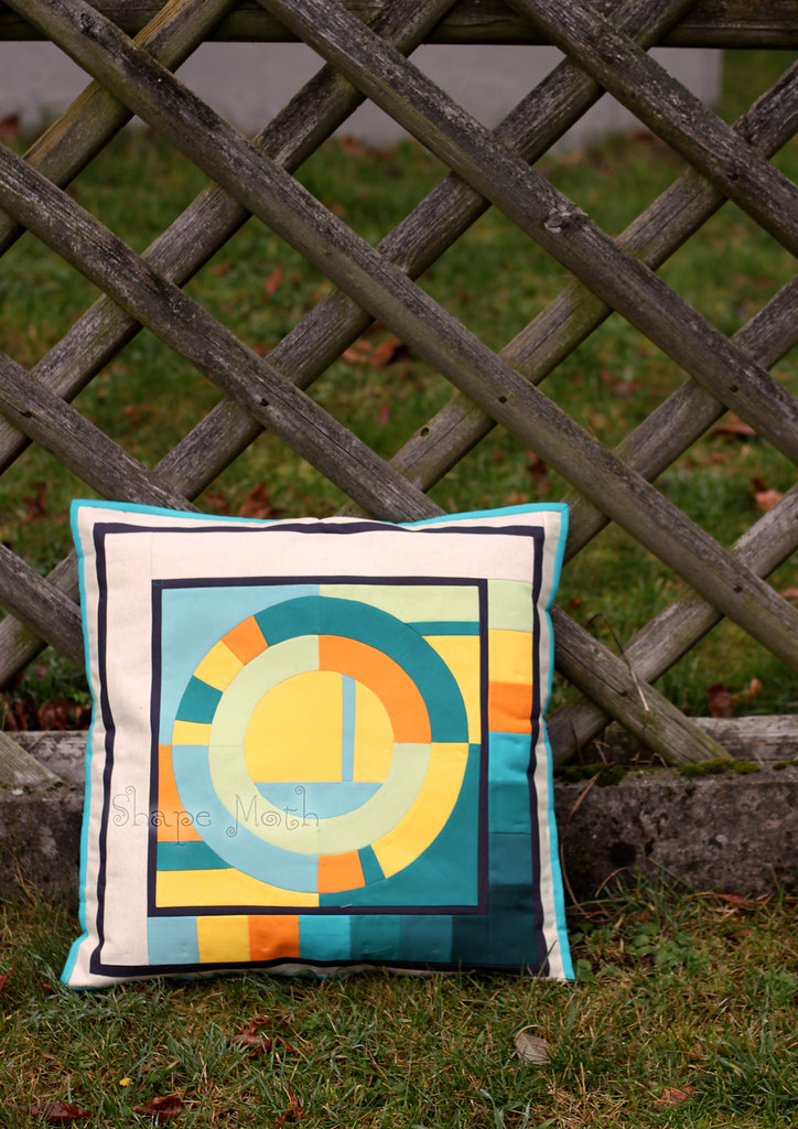 Modern circles pillow cover (2) Made for r.2 of FTLOS swap… Flickr