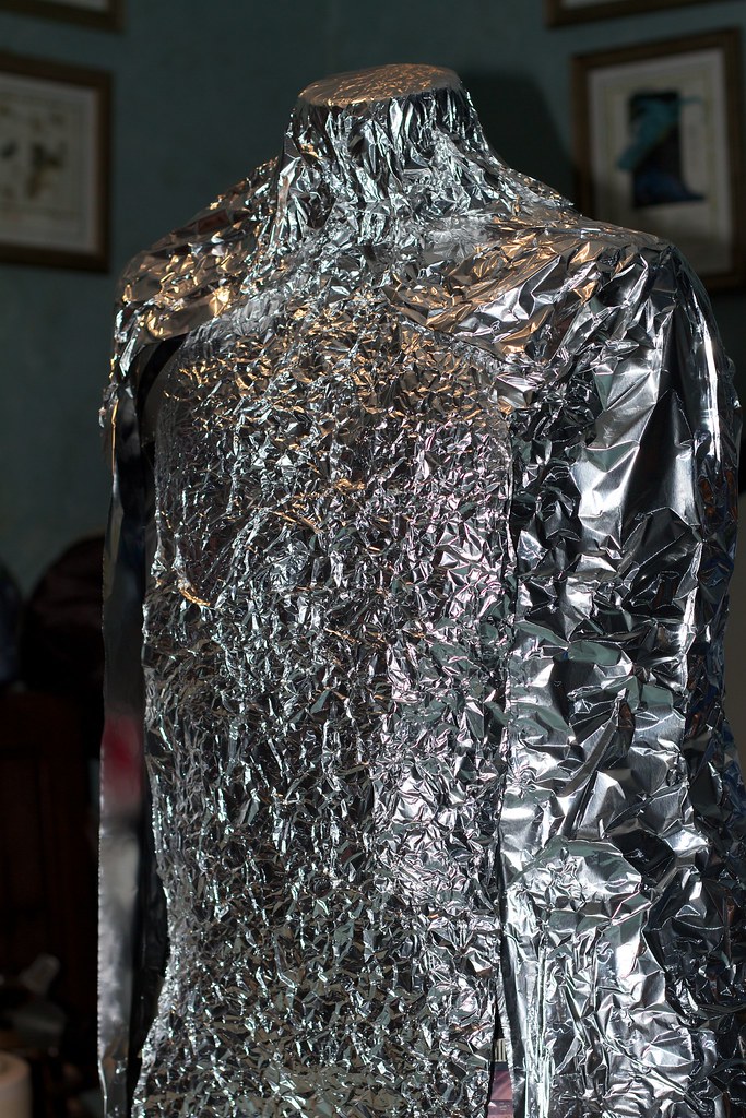 Tin Foil Dress Tests 2 So i came up with a neat shoot idea… Flickr