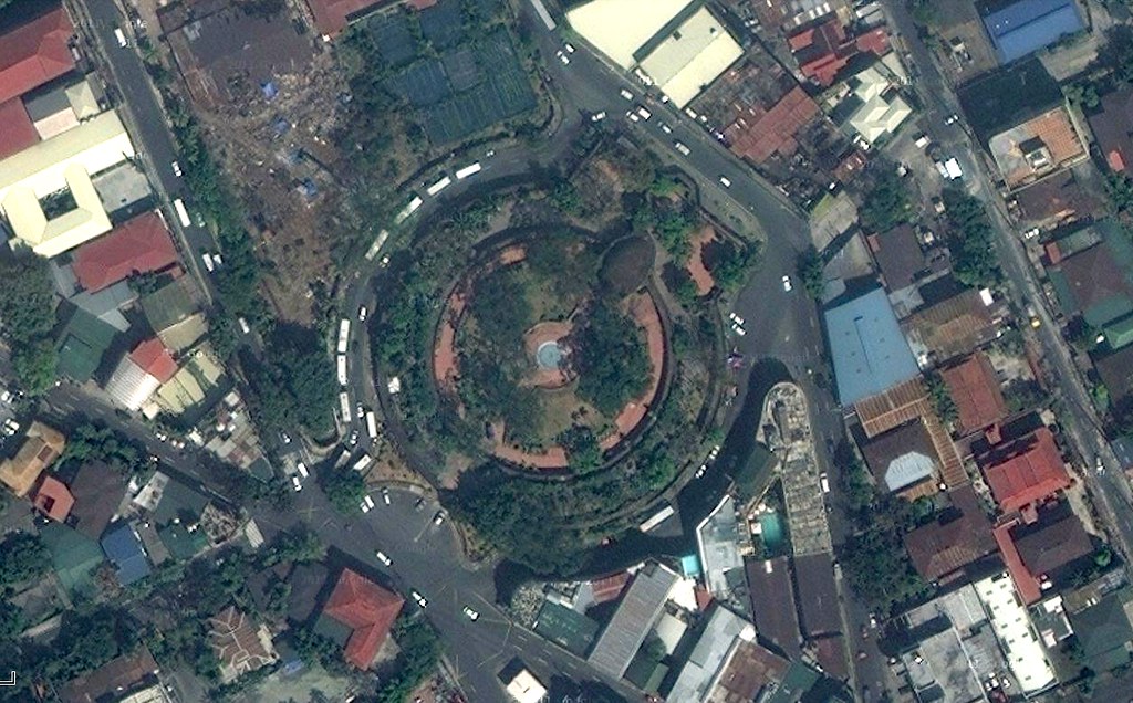Paco Park, Manila, Philippines, 2011 a photo on Flickriver