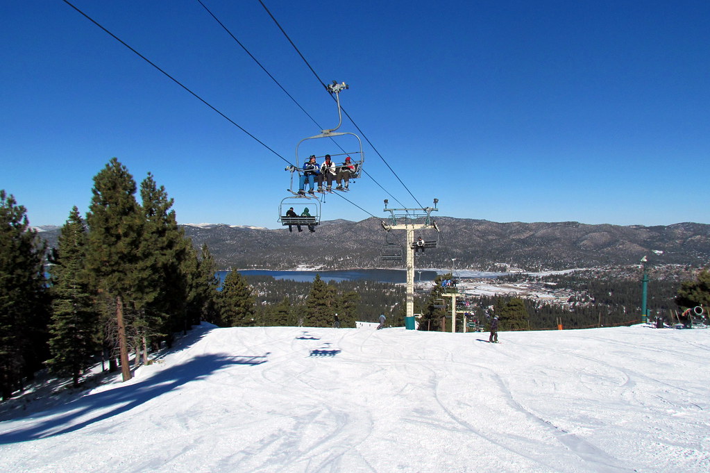 122111 Snow Summit Excellent coverage Big Bear Mountain Resorts