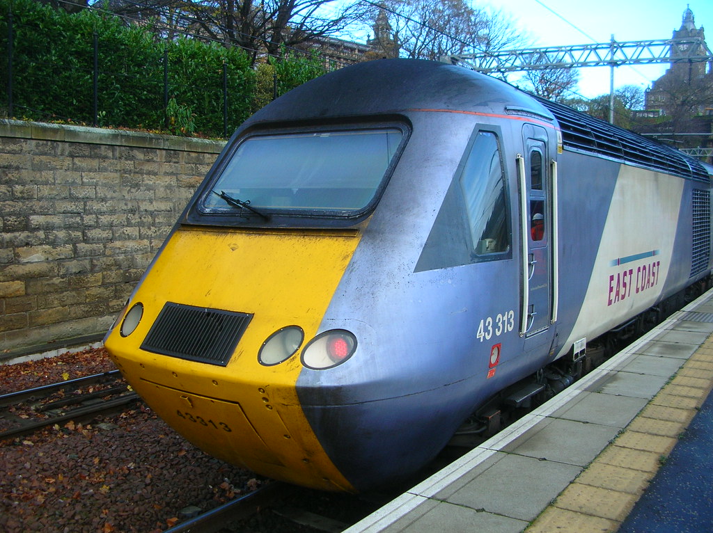 43313 Edinburgh Waverley 17th November 2011 andy43167 Flickr