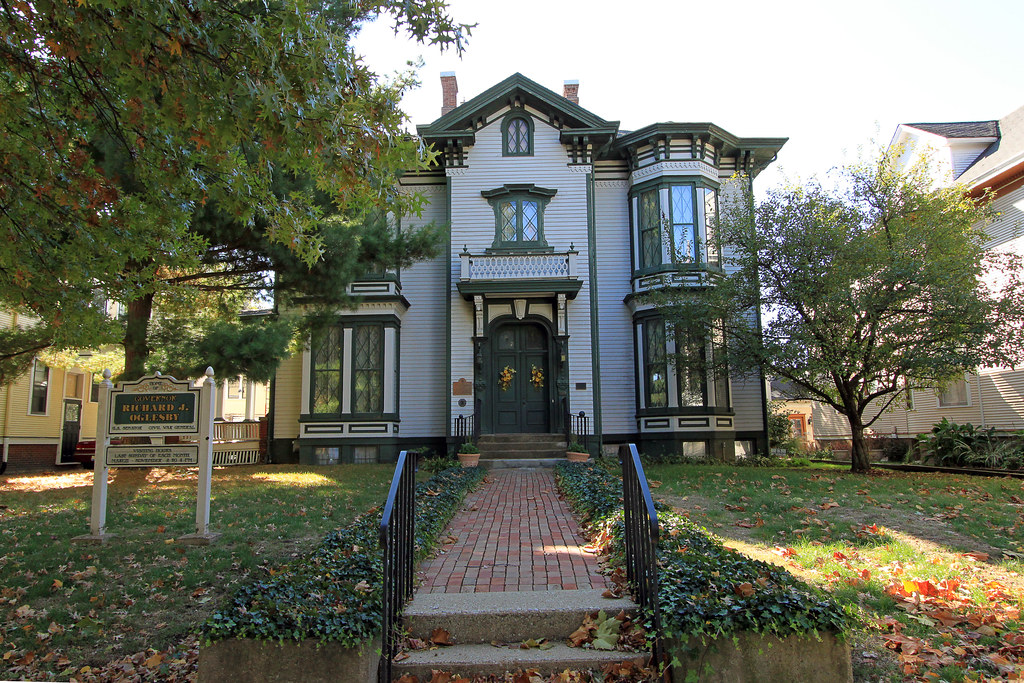 Ogelsby Mansion, 1874 "Richard J. Oglesby is recognized as… Flickr